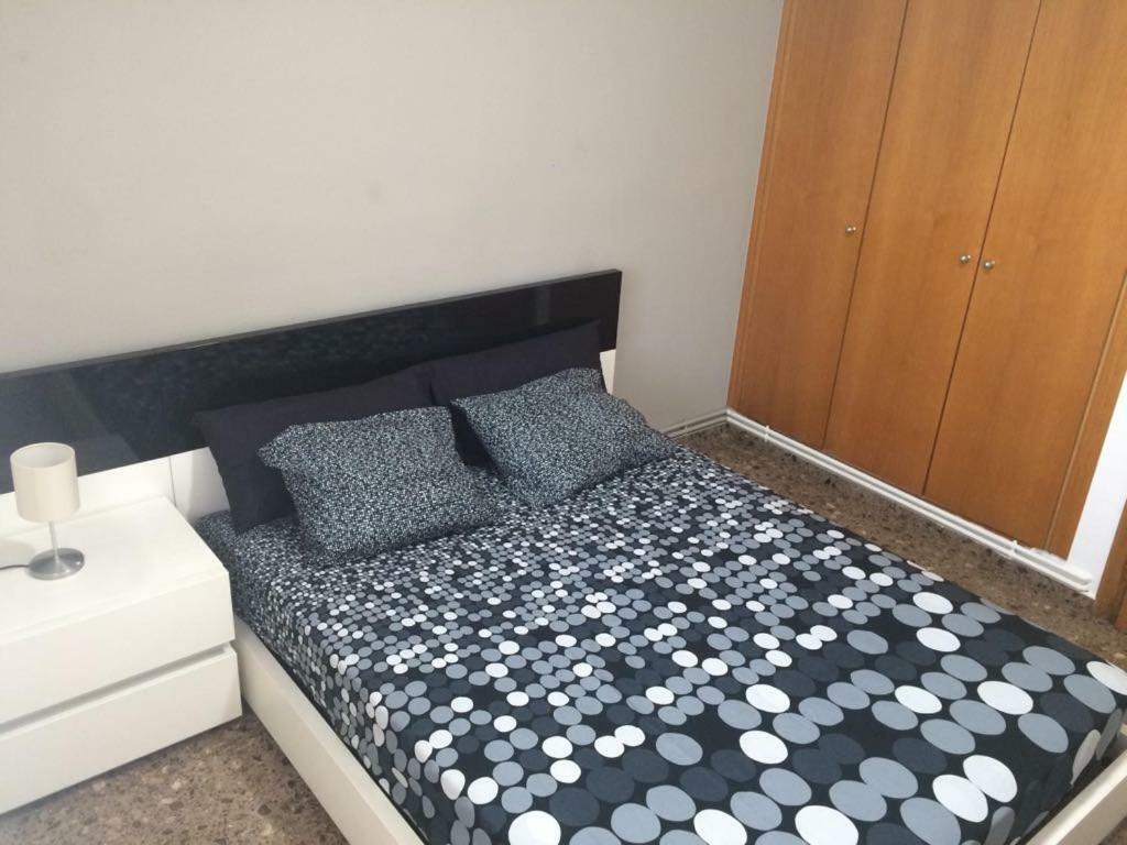 Апартаменты Amplio Y Comodo Apartamento Con Parking Валенсия Экстерьер фото